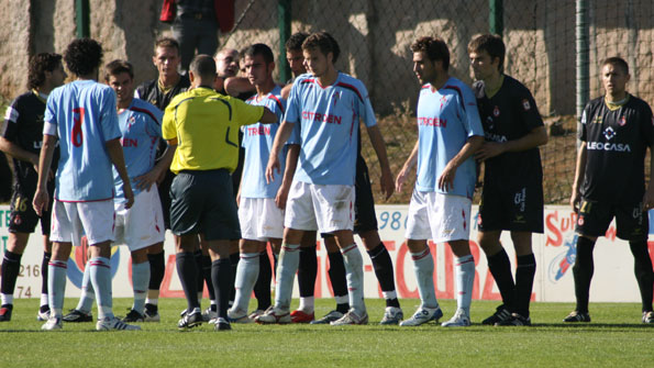 El Rayo Vallecano B visita al líder en Barreiro thumbnail
