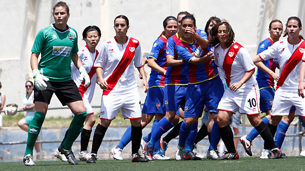 El Rayo Femenino se mete en la Copa de la Reina thumbnail