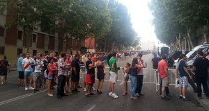 Colas kilométricas para presenciar el III Trofeo de Vallecas