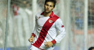 Adrián mete al Rayo de cabeza en octavos