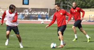Julián Cuesta y Oscar Díaz entran en la convocatoria del Almería