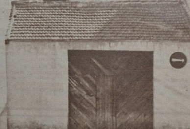 1-	Casa donde se fundó el Rayo Vallecano en una imagen de los años cincuenta del siglo pasado (Foto Archivo familia Huerta-Priego)